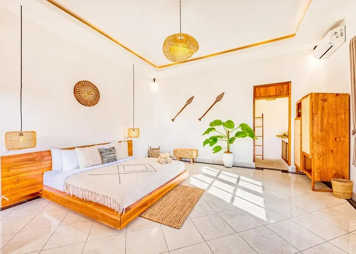 Dublin - Luxury 5 Bdr W Jacuzzi & Pool *