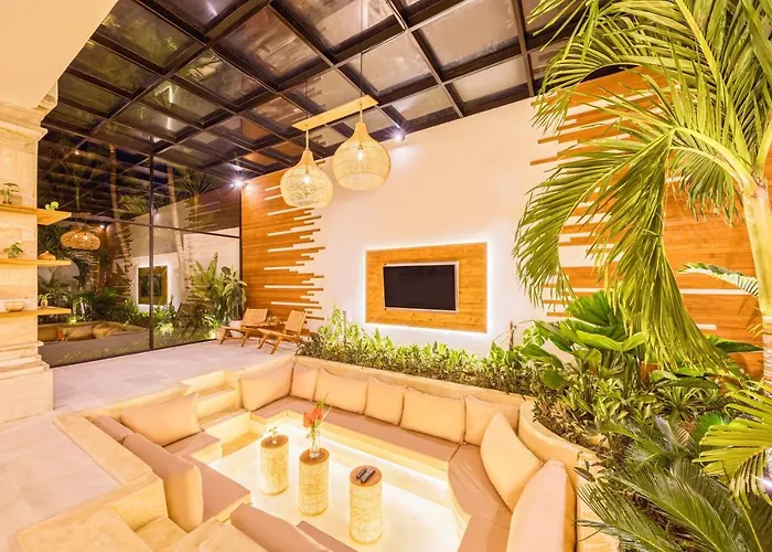 Villa Dublin - Luxury 5 Bdr W Jacuzzi & Pool Seminyak (Bali)