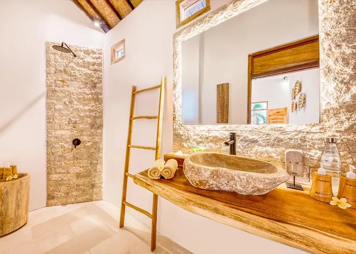 Dublin - Luxury 5 Bdr W Jacuzzi & Pool Seminyak (Bali)