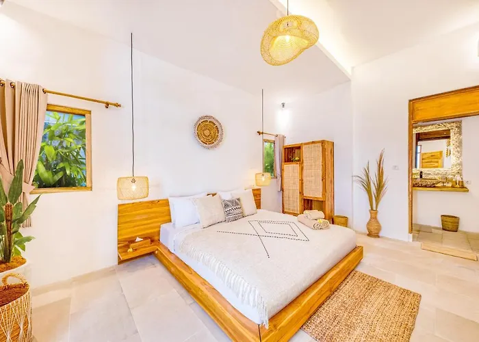 Dublin - Luxury 5 Bdr W Jacuzzi & Pool * Seminyak (Bali)