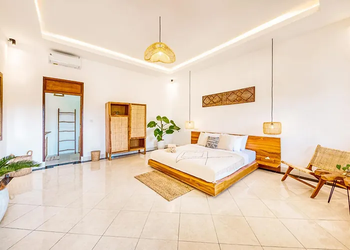 Dublin - Luxury 5 Bdr W Jacuzzi & Pool Villa *